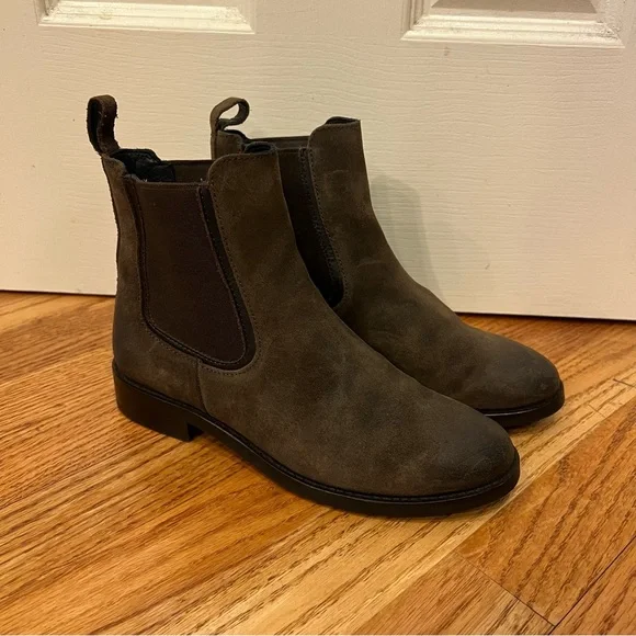 Thursday Boot Company Duchess Chelsea Boots dark olive suede Women’s 6.5 - Picture 2 of 8